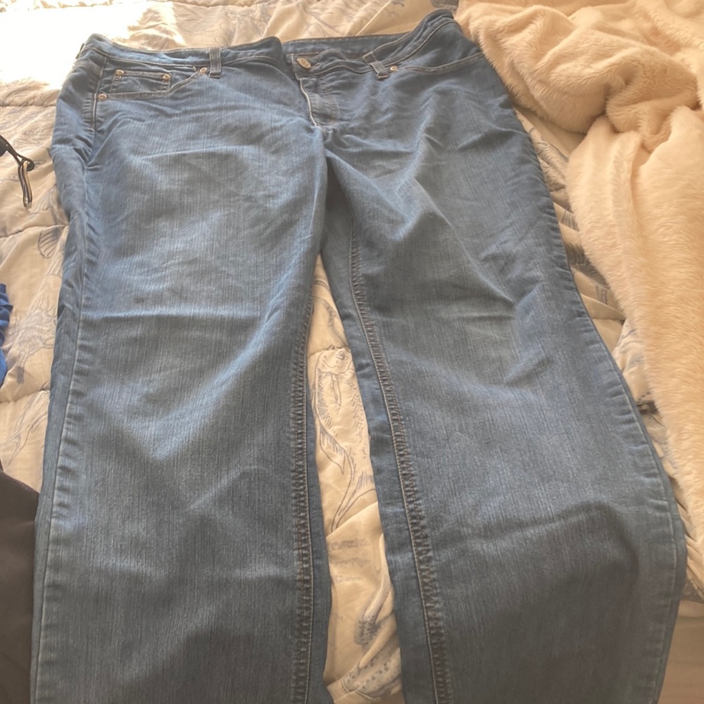 Selling size 18 mint condition jeans